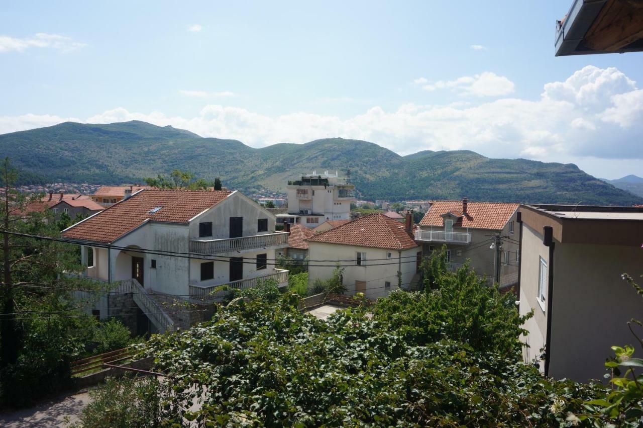 Apartments Bozic Trebinje Eksteriør bilde